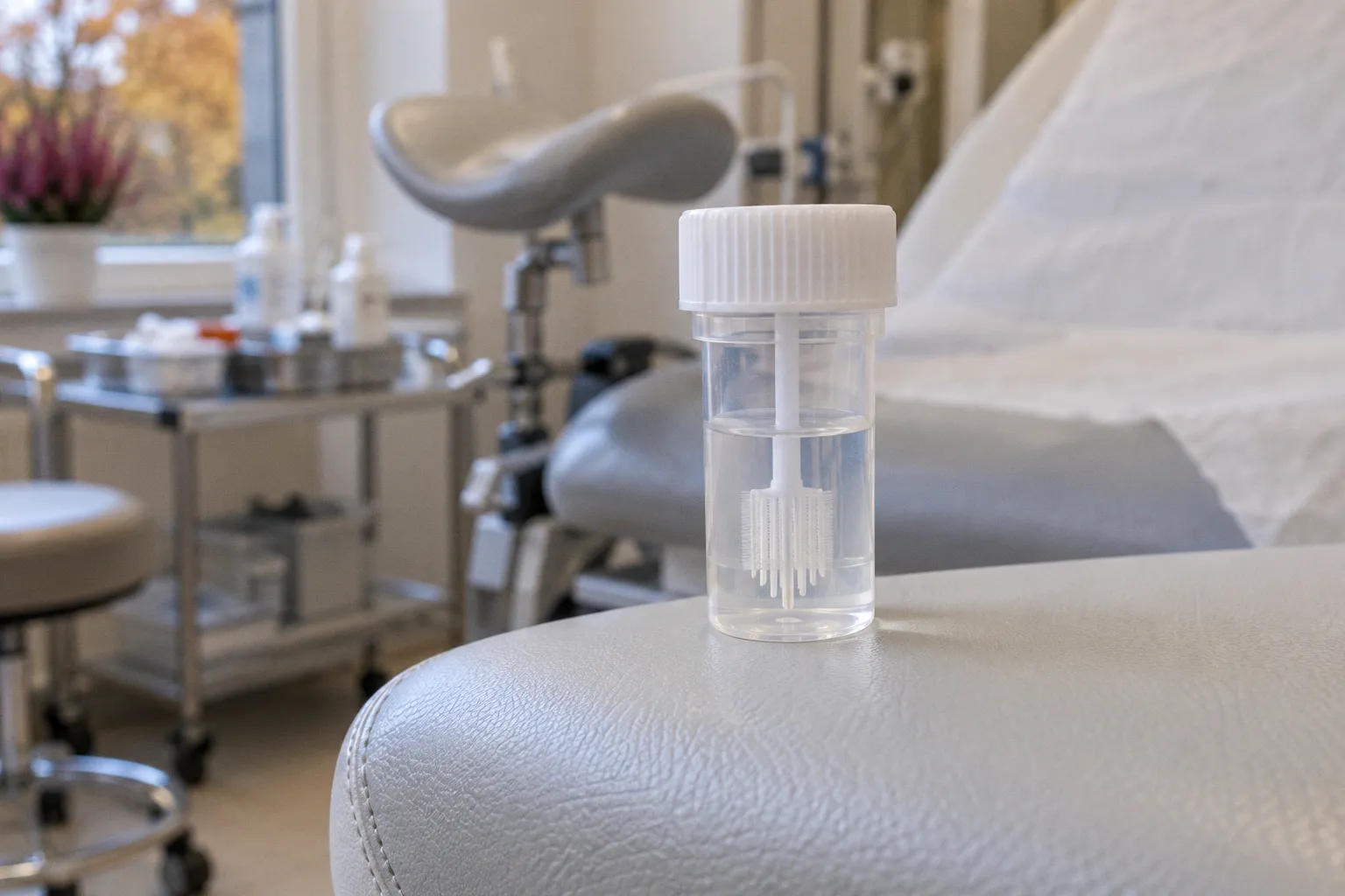 Test HPV DNA: jak przygotować się do badania w gabinecie